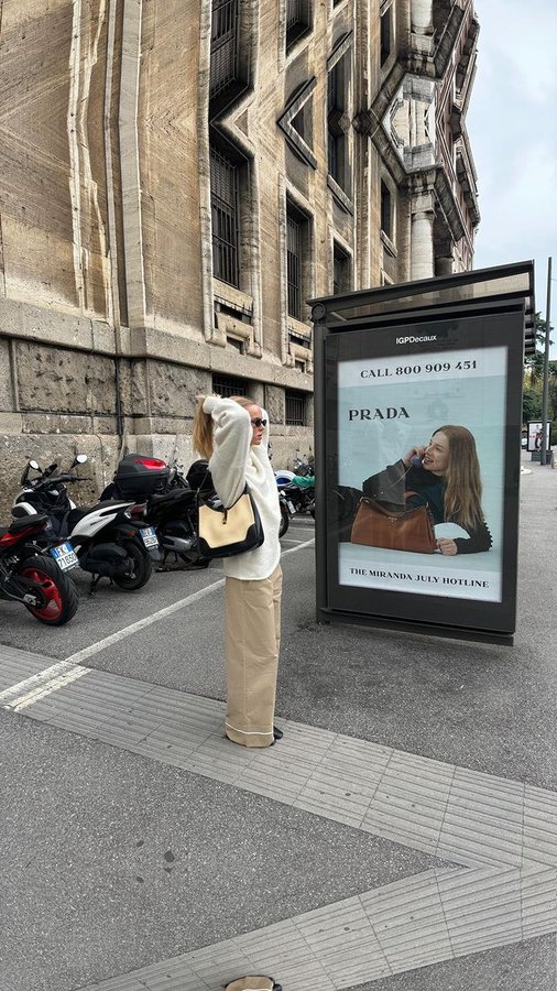 Instagram post by @josefienweyns for Nunoobags. Caption reads: [...] and this is what’s in my sally bag....