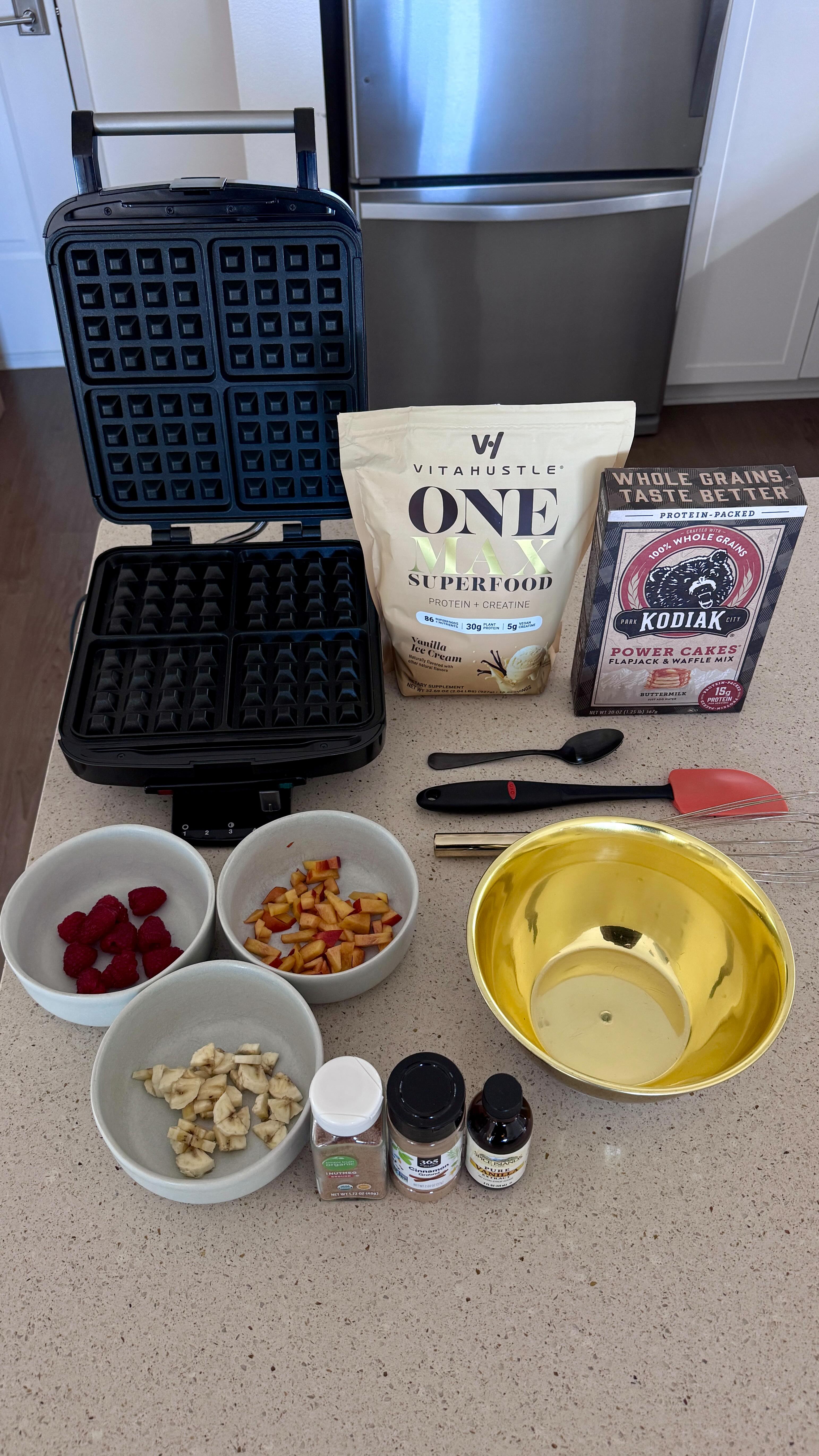 Instagram post by @steezusshuttlesworth for VitaHustle. Caption reads: [...] goals to hit. Peep how I use the new....