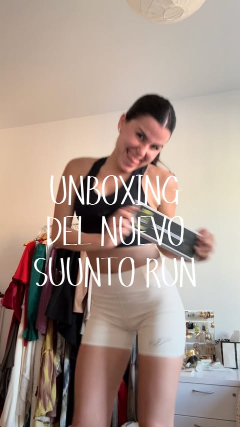 Instagram post by @aragoninfluye for Suunto. Caption reads: @suunto @suuntoesp happy girl with her new [...].