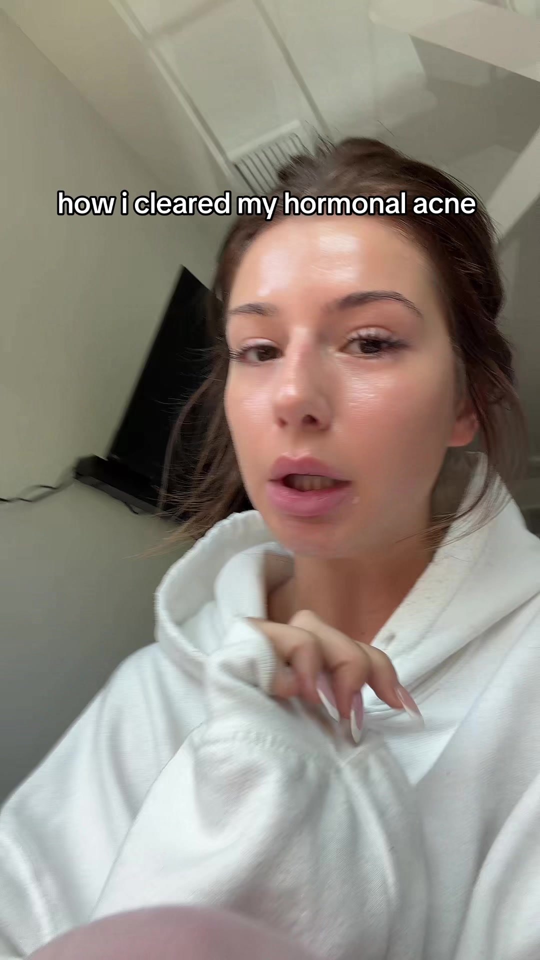 TikTok post by @kendallshops for CLEARSTEM Skincare. Caption reads: [...] #skin #skincare #acneproneskin @CLEARSTEM....