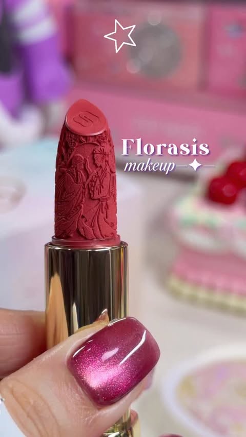Instagram post by @elyxirine for Florasis. Caption reads: 💜 unboxing my first FLORASIS makeup 💄✨ I've....