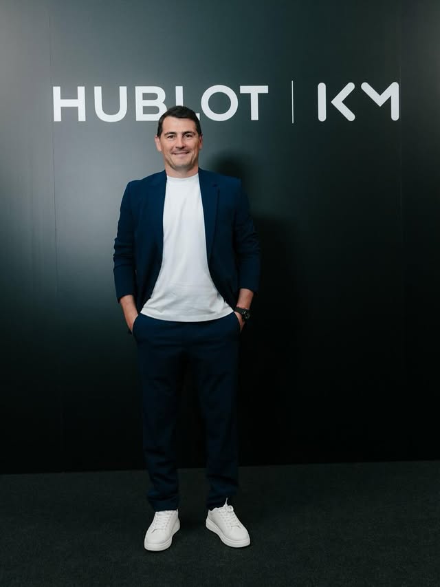 Instagram post by @ikercasillas for Hublot. Caption reads: Amazing night with @hublot celebrating the launch....