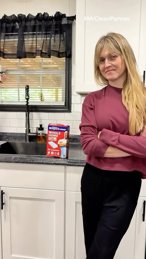 Instagram post by @shellyraycreates for Mr. Clean. Caption reads: [...] refresh, I tackled five spots with Mr. Clean....