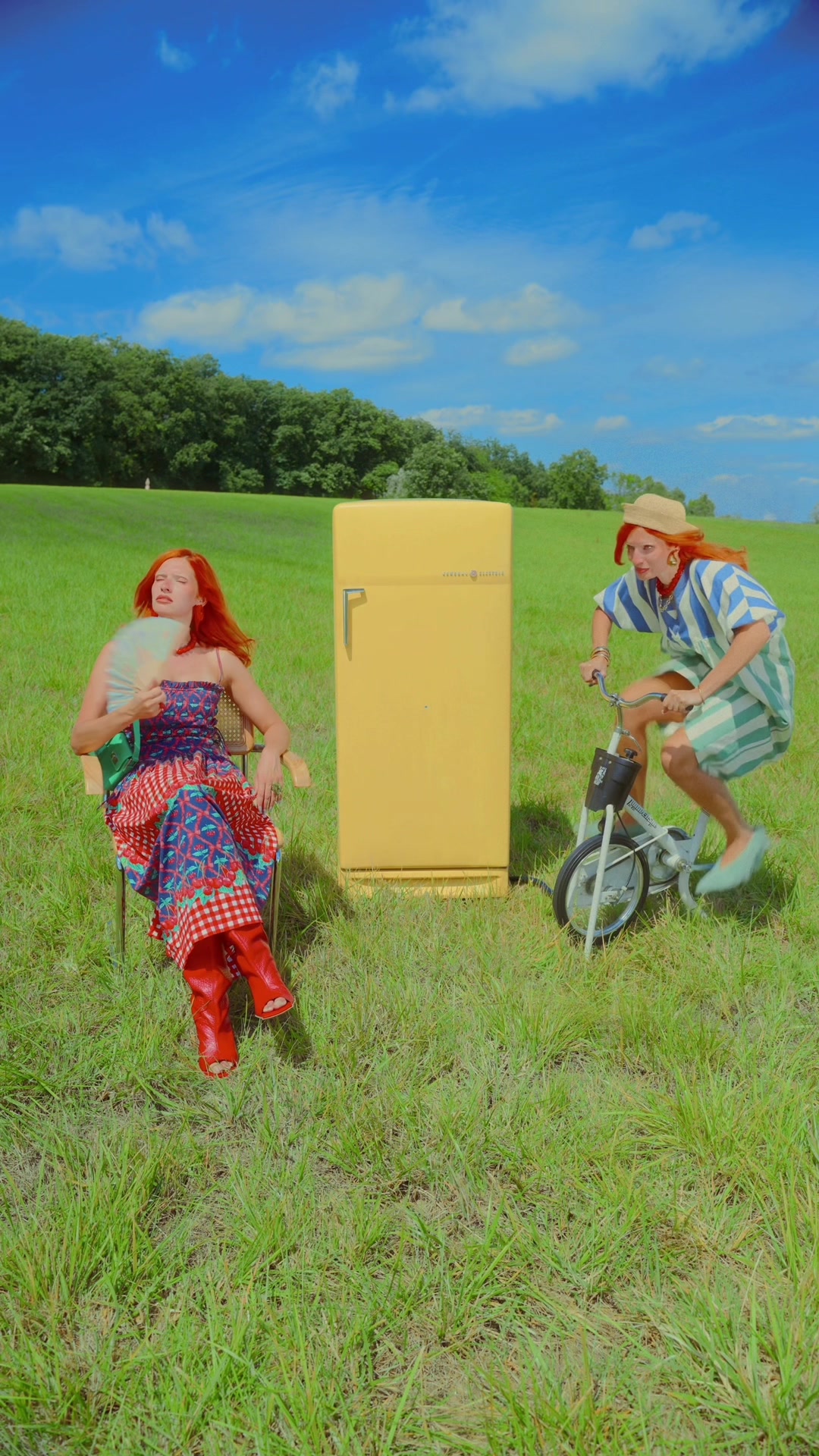 TikTok post by @noemiepino for KENZO Parfums. Caption reads: [...] and you’re good to go  ☀️💧 ad with....