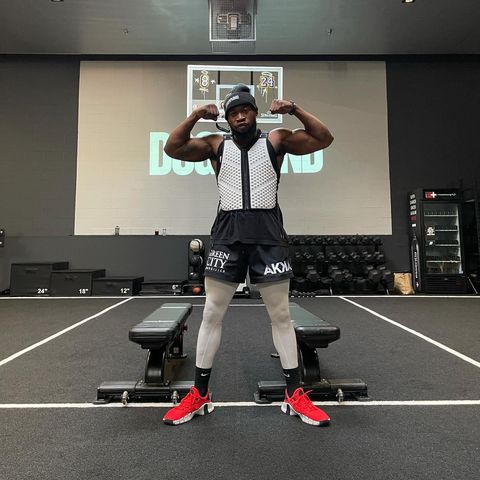 Instagram post by @builtbyzay for OMORPHO. Caption reads: UP THE SCORE WITH @omorpho - I LOVE BEING ABLE TO....