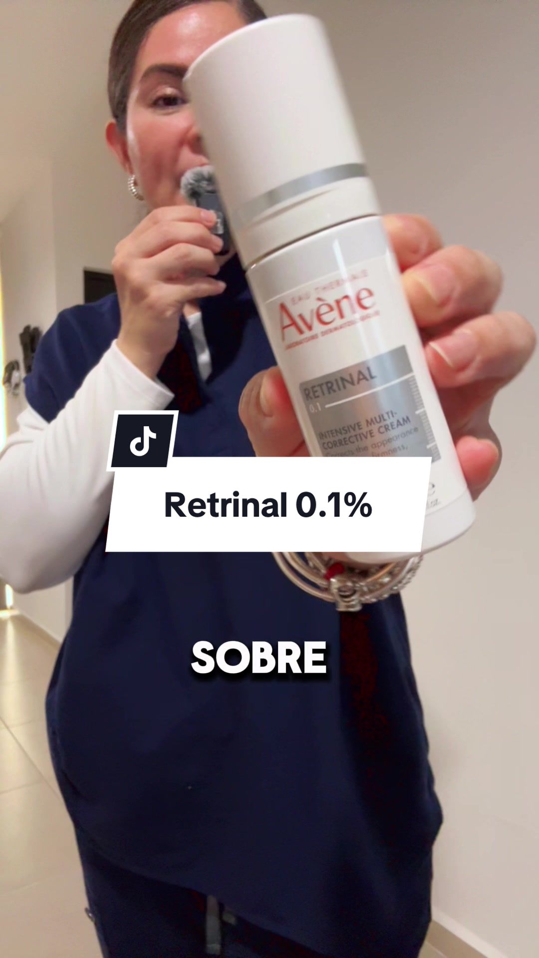 TikTok post by @sofyderma for Avène. Caption reads: Retrinal 0.1% crema de noche 🤍#avenemexico ....