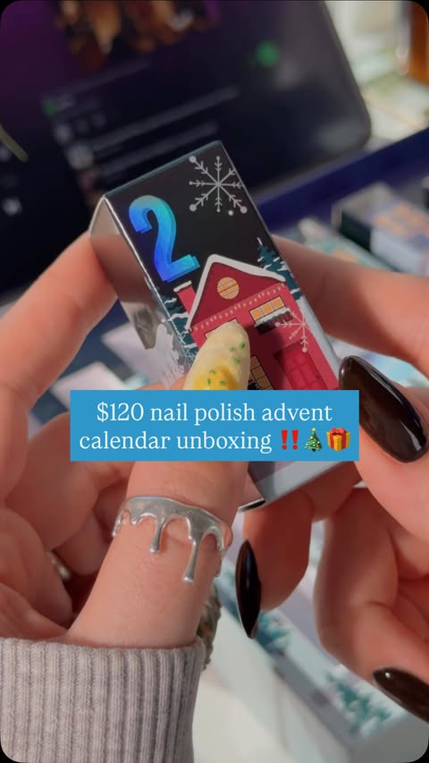 Instagram post by @thegraytergood for Holo Taco. Caption reads: [...] #nailpolish #adventcalendar

unbox the....