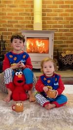 Instagram post by @daywithdad for Sesame Street. Caption reads: Sibling Love ❤️ 
Ad Bligh & Ocey are the bestest....