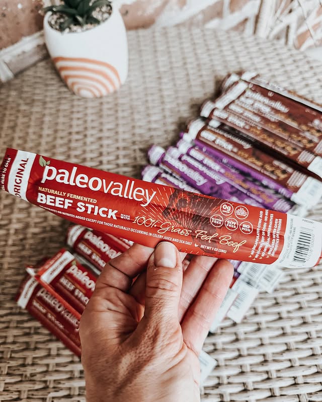 Instagram post by @itsbrooke.griffin for Paleovalley. Caption reads: We are big fans of Paleovalley’s 100% Grass Fed....