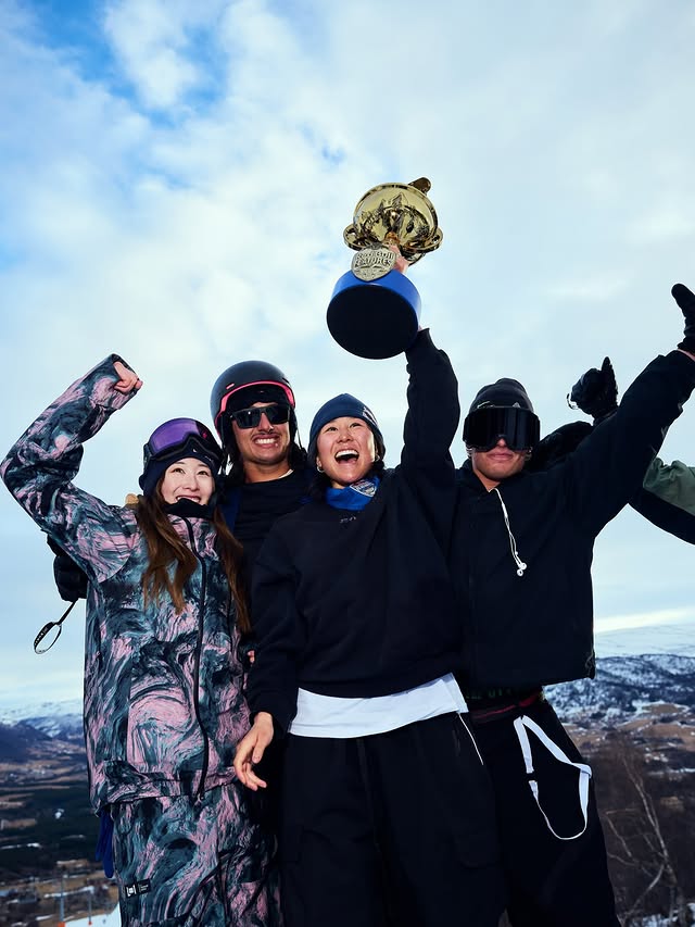 Instagram post by @miyabionitsuka for Nitro Snowboards. Caption reads: [...] 最高のキャプテンでした👩‍✈️❤️ #redbull #nitrosnowboards....