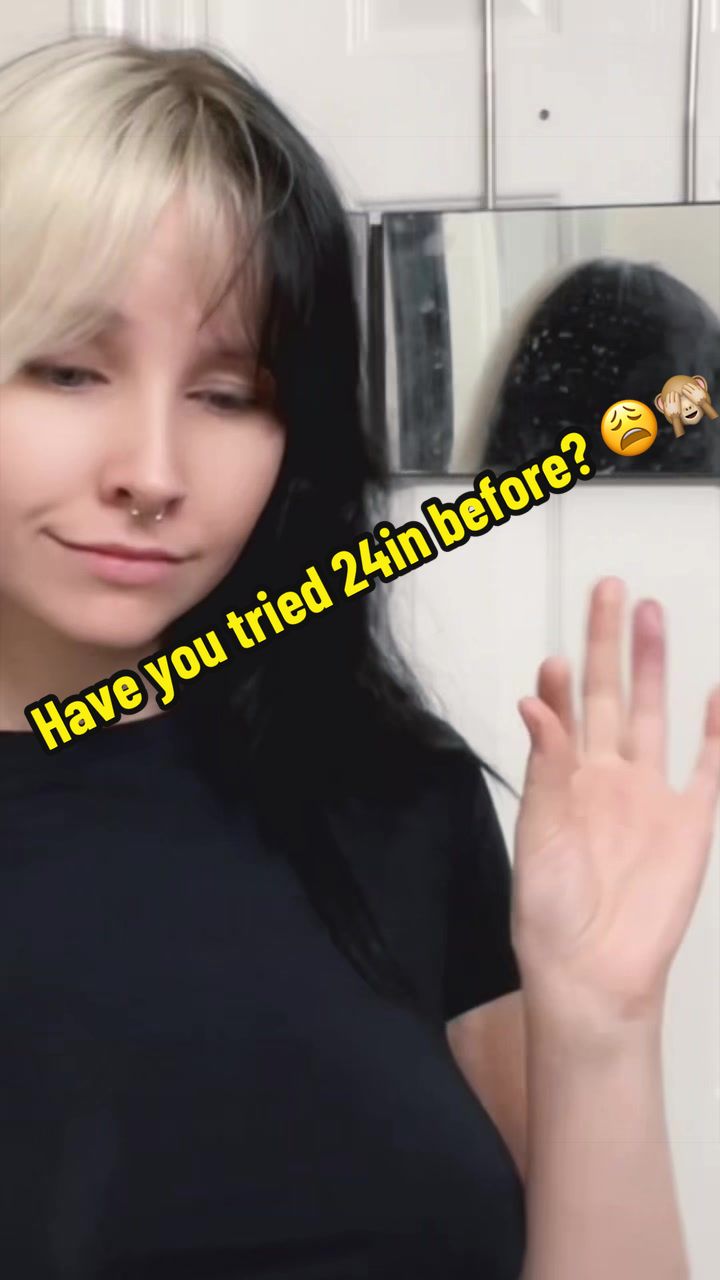 TikTok post by @.j.y.n.x.x.x for Goo Goo Hair. Caption reads: [...] bitches with INCHES this summer 😩🖤 @Goo....