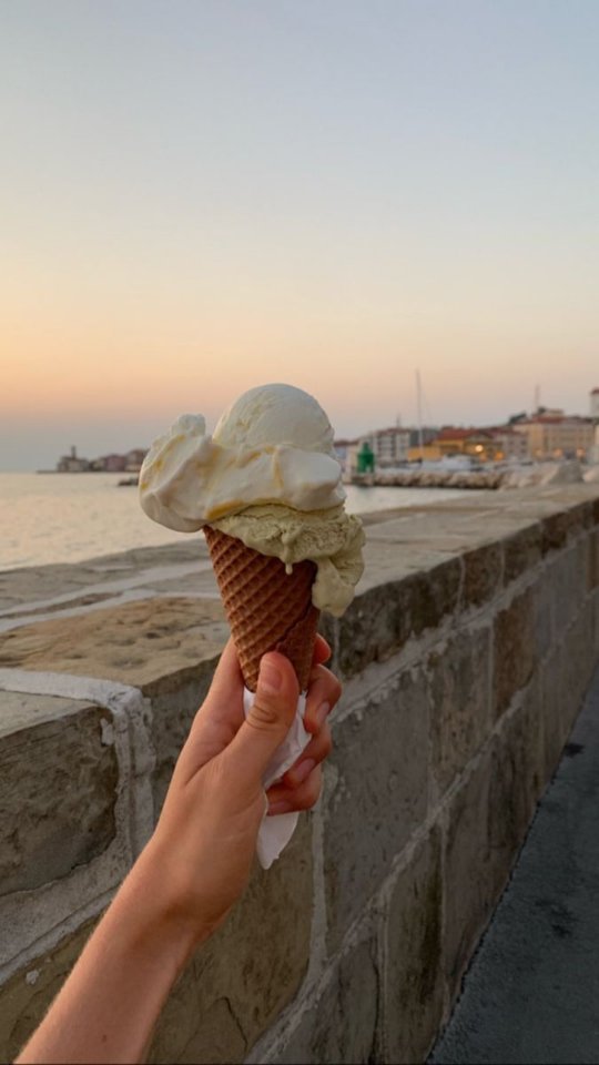 Instagram post by @afischer91 for Kilwins. Caption reads: Sweet dreams are made of these 🍦
.
.
Come with me....