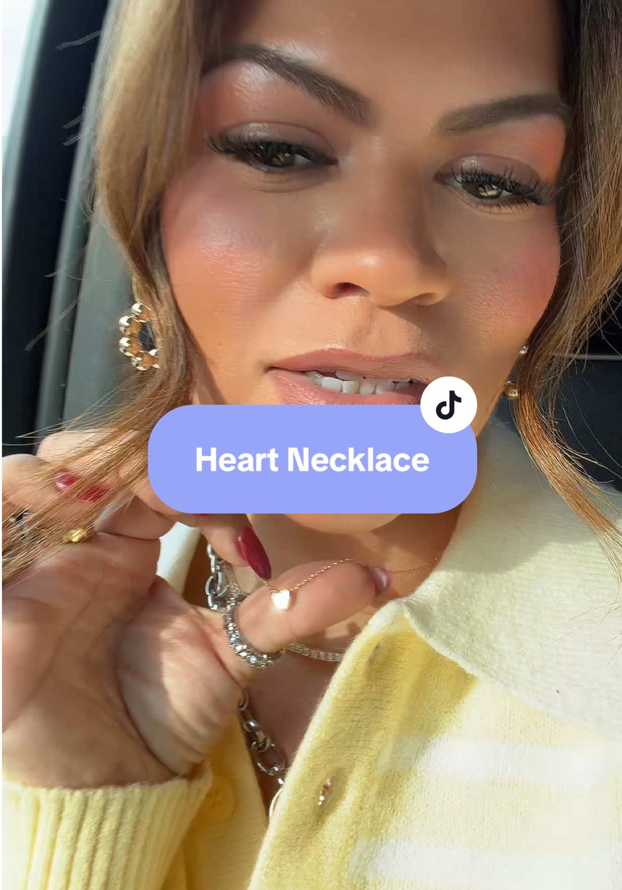 TikTok post by @thevisualshop for Pavoi. Caption reads: Valentines Day Gift Idea @PAVOI #pavoi....