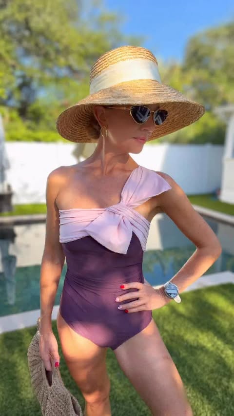 Instagram post by @roseandgreyfashion for Beach2Ocean. Caption reads: [...] skin. Swimsuits back in rotation. And....