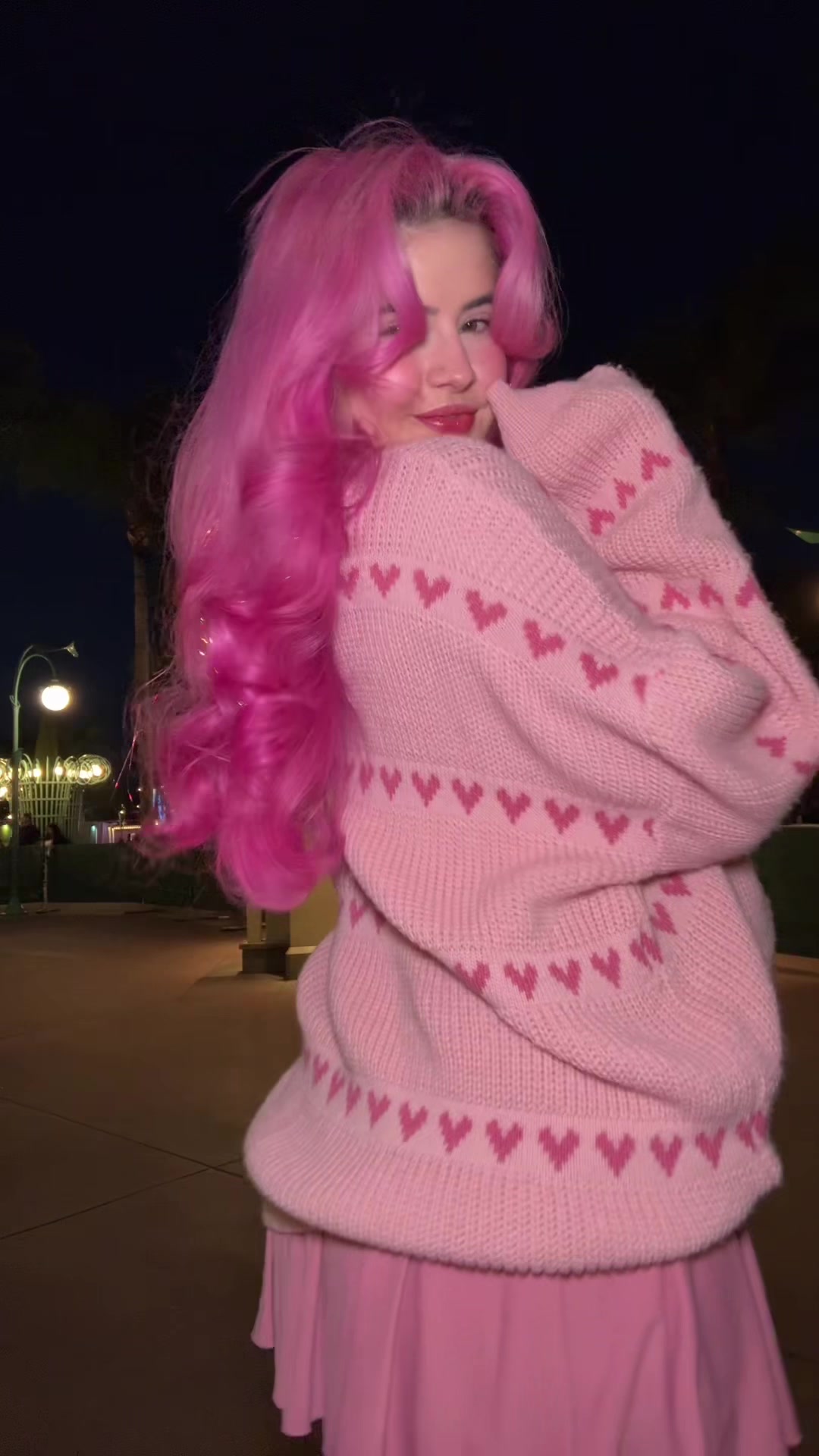 TikTok post by @hkariel4 for Kitsch. Caption reads: [...] #easyhair #overnightblowoutresults @Kitsch.