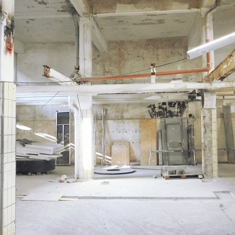 Instagram post by @cafesoda for Schweppes. Caption reads: For the 2025 season start, we are taking over the....