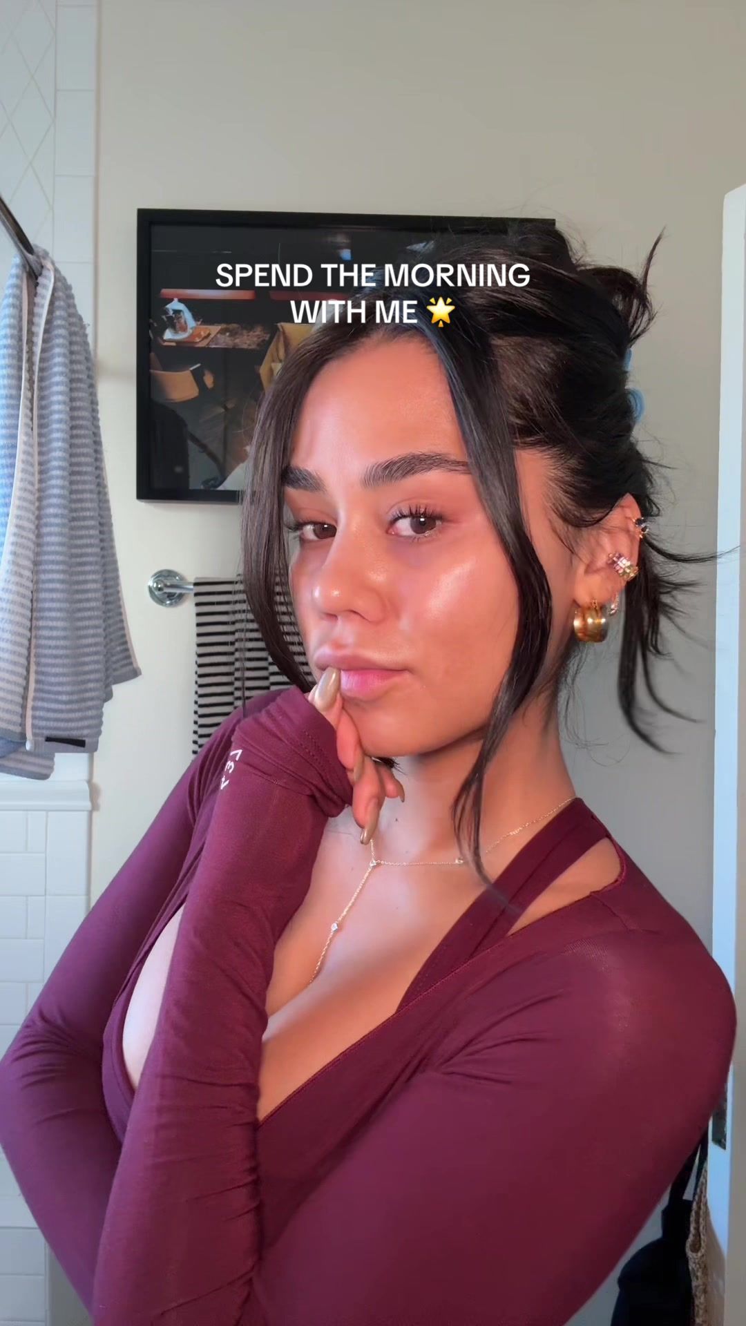 TikTok post by @lizbethponceh for Josie Maran. Caption reads: [...] of sleep 😏- @Overnight Blowout for the....