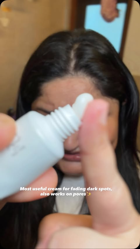 Instagram post by @chubby_nobody for celimax. Caption reads: [...] spots & pores , try incorporating this....