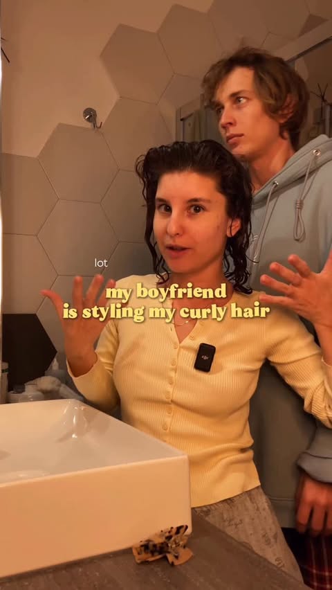 Instagram post by @dilyopa for Davines. Caption reads: a little tutorial for you 😁🤎

products by....