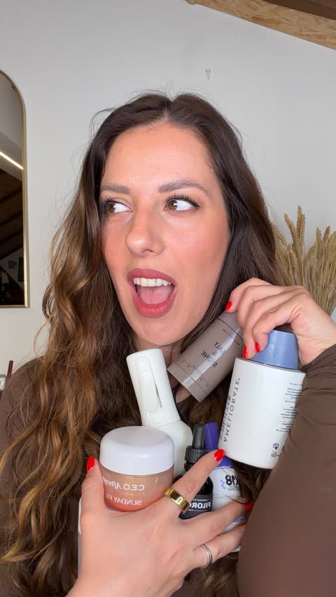 Instagram post by @beautywithrenata for K18 Hair. Caption reads: [...] Daily Peel Anti-wrinkle | gifted @k18hair....