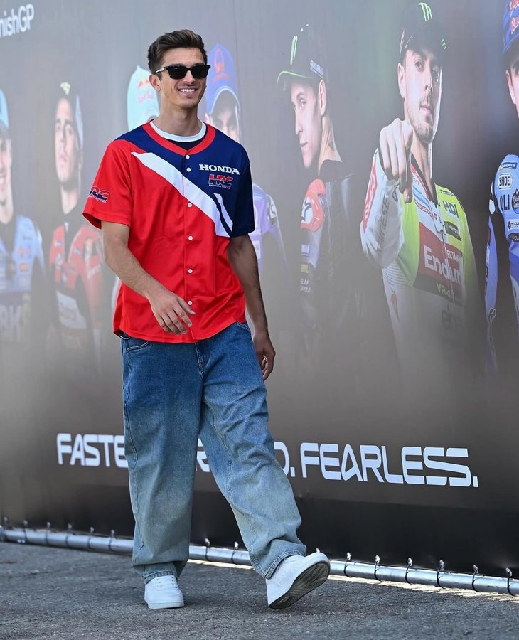 Instagram post by @lucamarini10 for HAWKERS CO.. Caption reads: Ciao Jerez 🤙🏻.