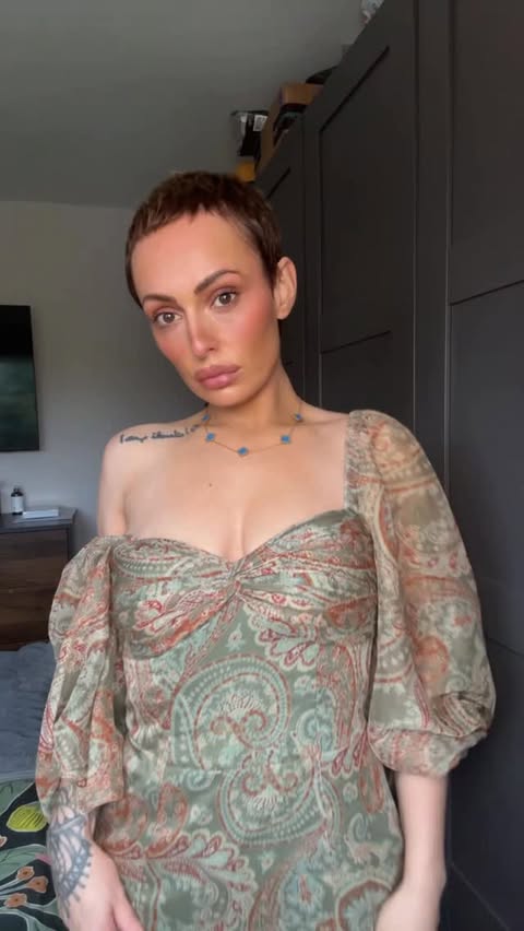 Instagram post by @jesseox for Azazie. Caption reads: @azazieofficial I will live in this dress. So....