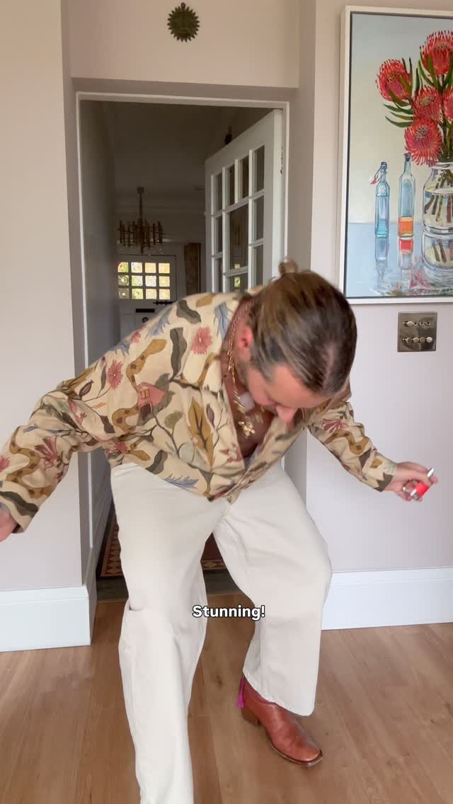 Instagram post by @julesvonhep for BEAUTY PIE. Caption reads: GRWM before I host the @beautypie Christmas Quiz!!....