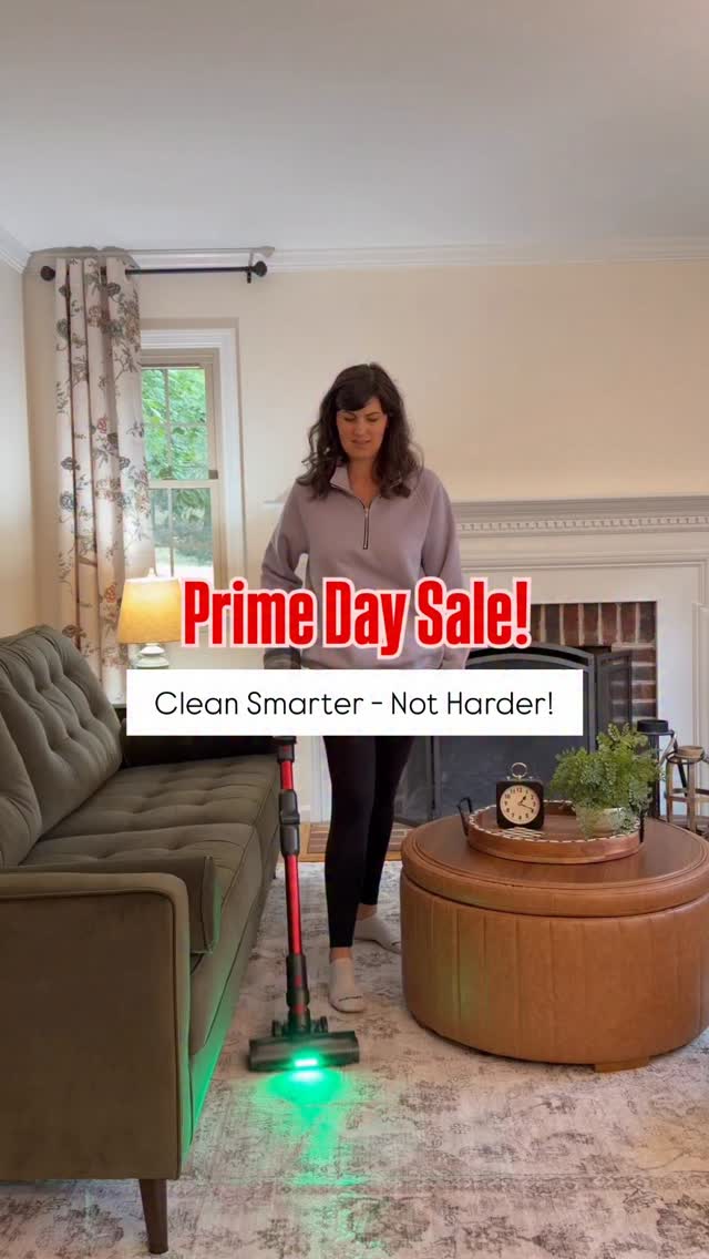 Instagram post by @homemaker.on.a.budget for Ultenic. Caption reads: Comment VACUUM for the link! 🎉

This vacuum....