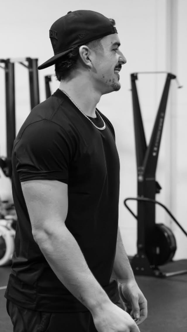 Instagram post by @arberxhekaj_ for Healthy Choice. Caption reads: [...] quick, easy and nourishing. Healthy Choice....