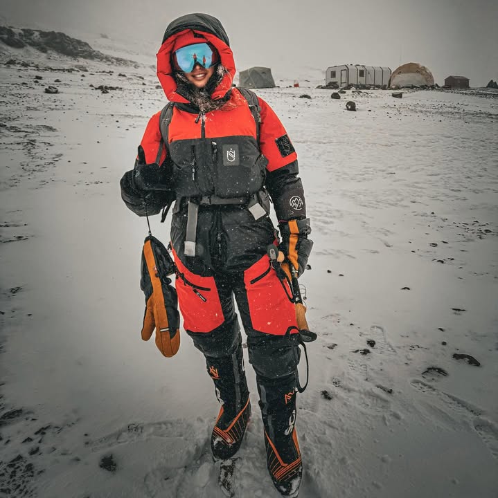 Instagram post by @misskayperez for 1st Phorm. Caption reads: I came to Aconcagua trained, prepared,....