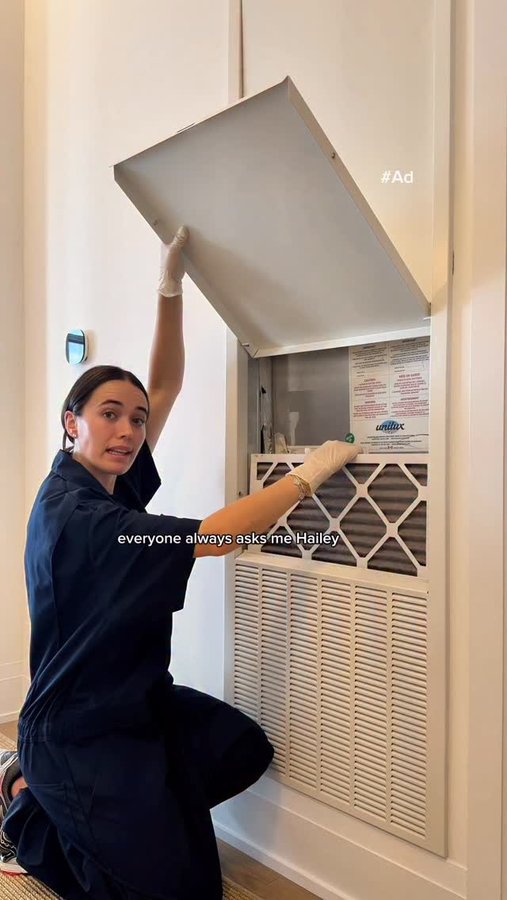 Instagram post by @sydwingold for RBC. Caption reads: #ad Sorry to Hailey

 

Follow @rbc on Instagram....