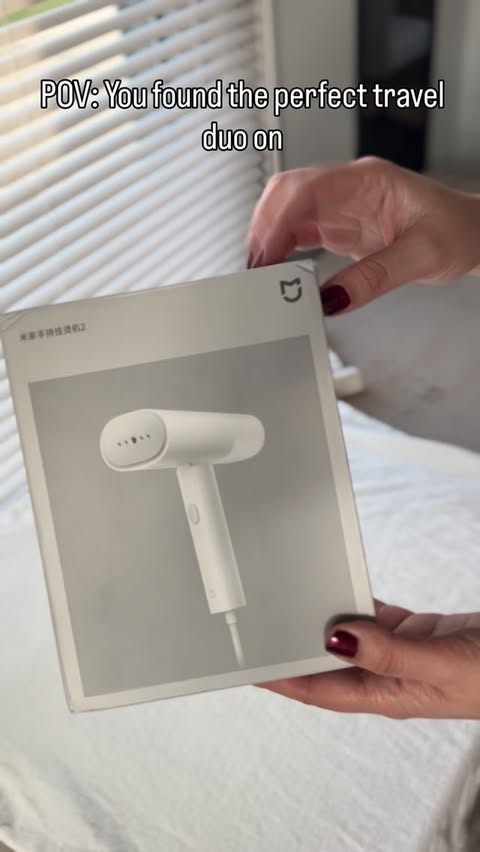 Instagram post by @sinem.inwonderland for AliExpress. Caption reads: @aliexpressus [...].