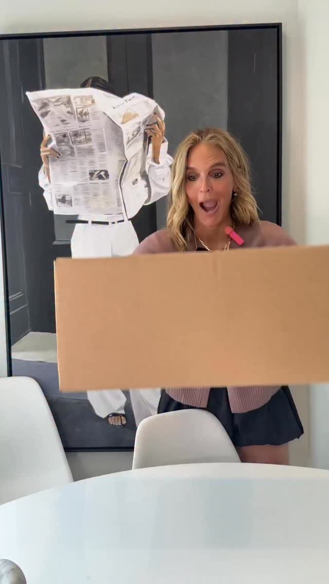 Instagram post by @shop.with.caroline for Effy Jewelry. Caption reads: [...] it’s going to be a good day when an....