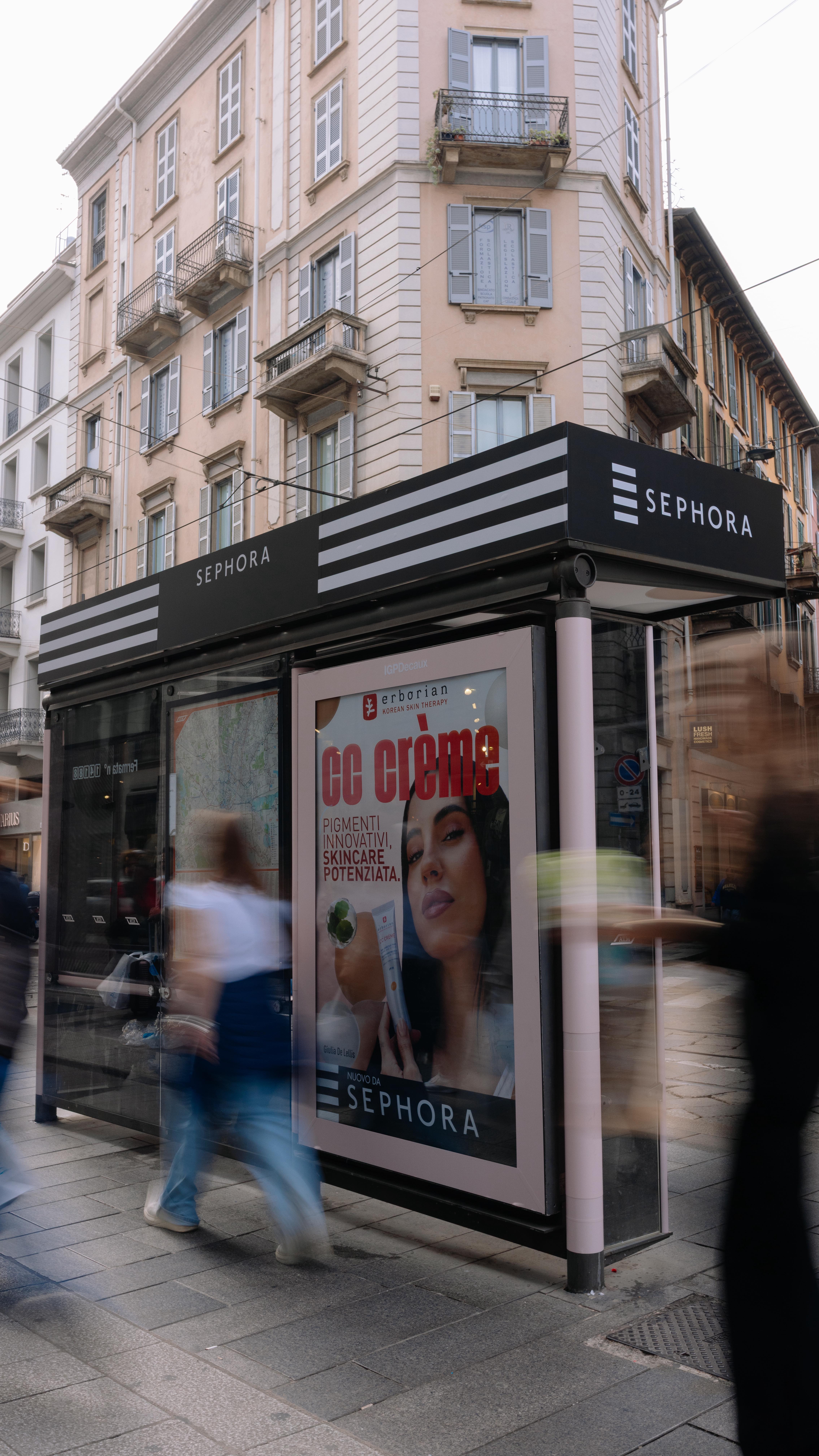 Instagram post by @giuliadelellis103 for Erborian. Caption reads: 💋 from Milan
@erborian_it @sephoraitalia /adv.