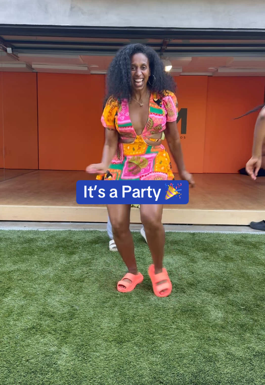 TikTok post by @chloearnoldtaps for OOFOS. Caption reads: When family and friends get together  🙌🏾  @OOFOS....