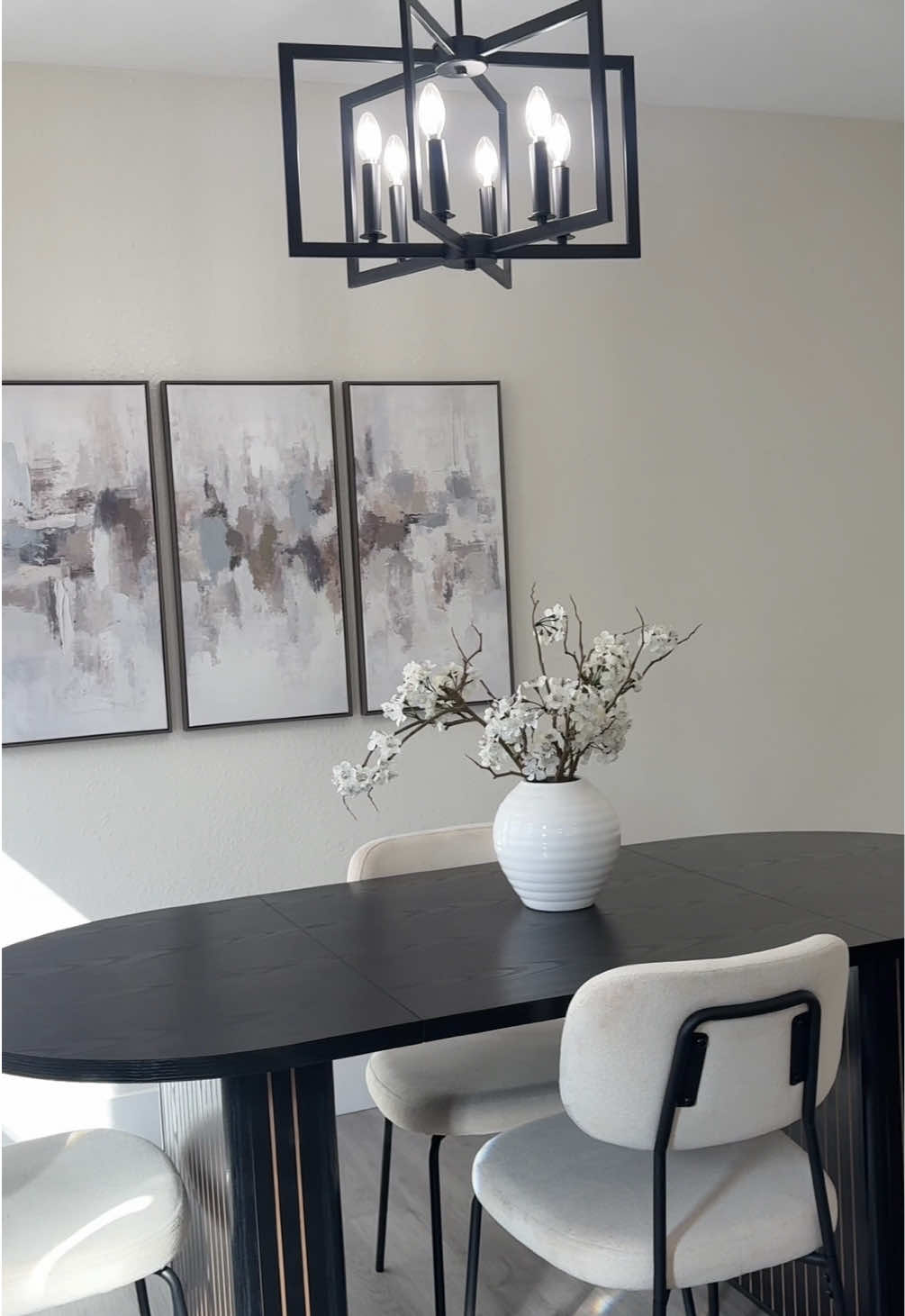 TikTok post by @kathyoortiz for Giratree. Caption reads: Dining table from @GiraTree #homedecor....