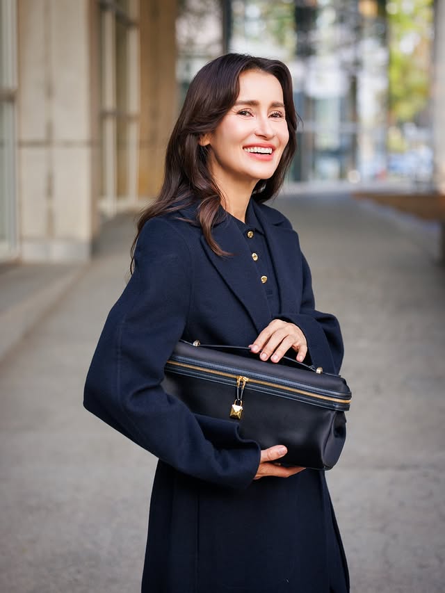 Instagram post by @annethong for Loro Piana. Caption reads: [...] by day, elegant at night.🌙✨ @LoroPiana....