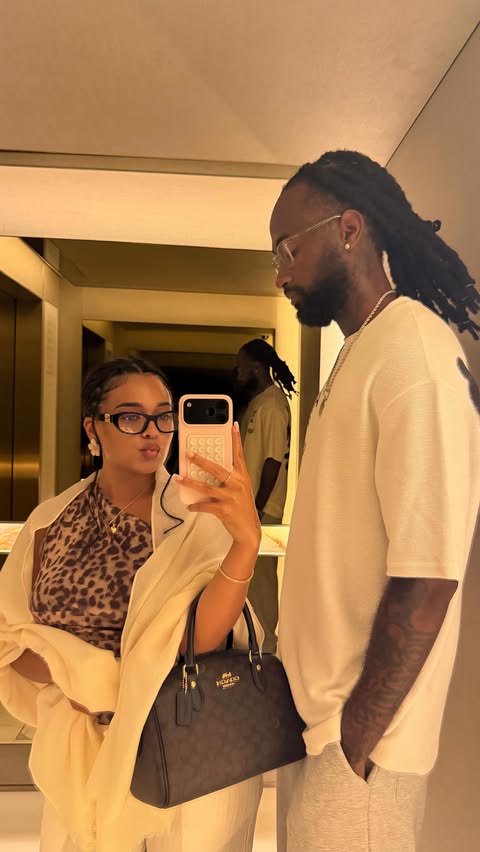 Instagram post by @laila.lyynn for Kinder. Caption reads: Merci @kinderfr ❤️ 
Produit offert.