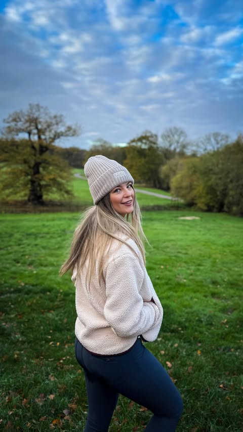 Instagram post by @beckyandthespaniels for ACAI Outdoorwear. Caption reads: How cold has it been this week?! 🥶 Definitely....