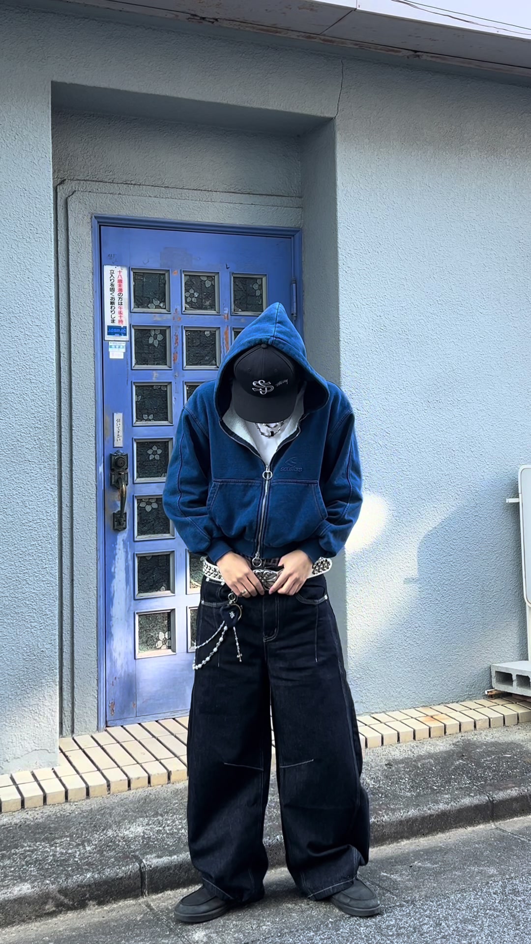 TikTok post by @kid__65 for Titeizin Online. Caption reads: My outfits check 👀✨....