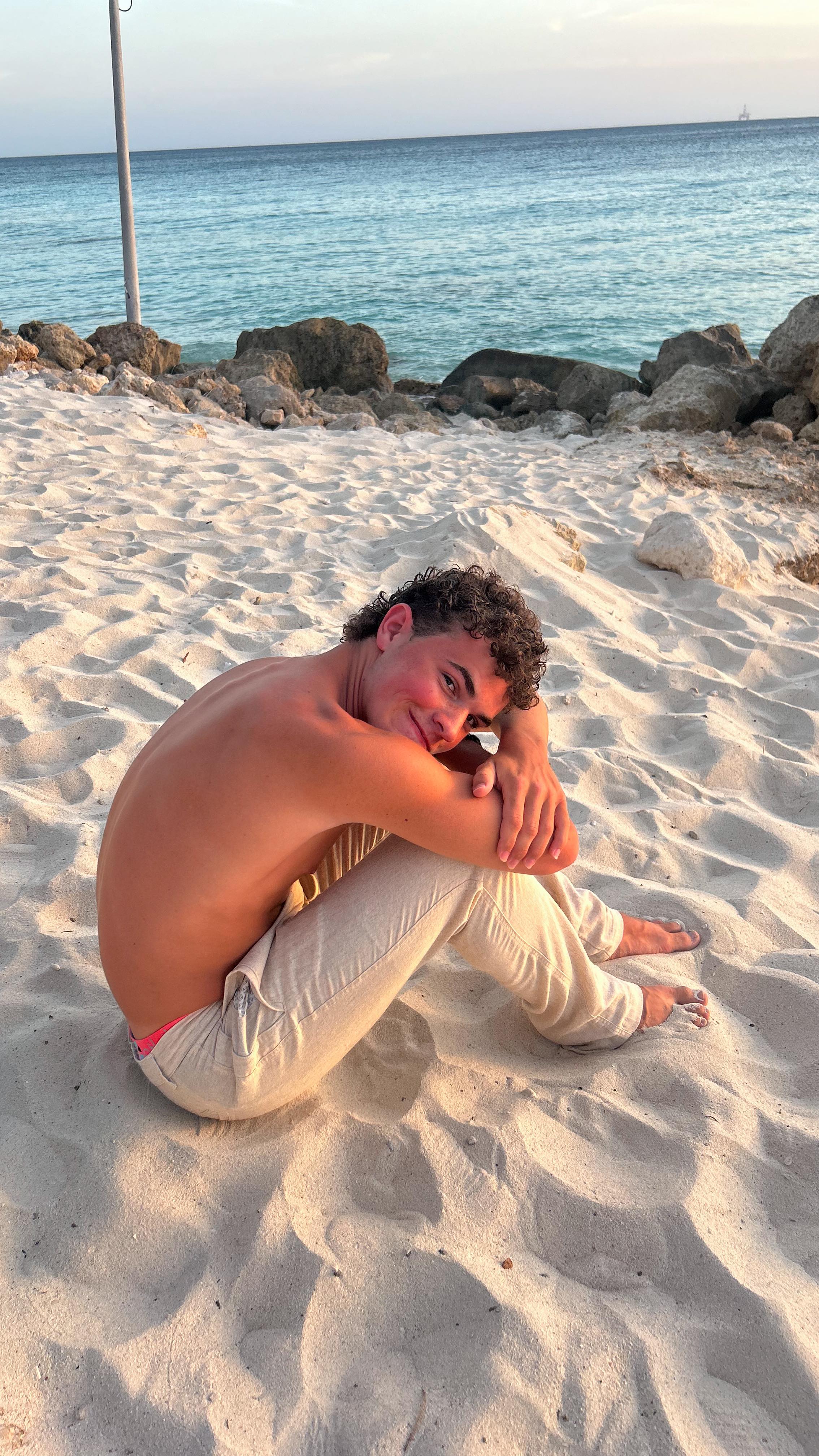 Instagram post by @itsandrewjohn for The Laundress. Caption reads: [...] a #TLPartner. I’ve been using @thelaundress....