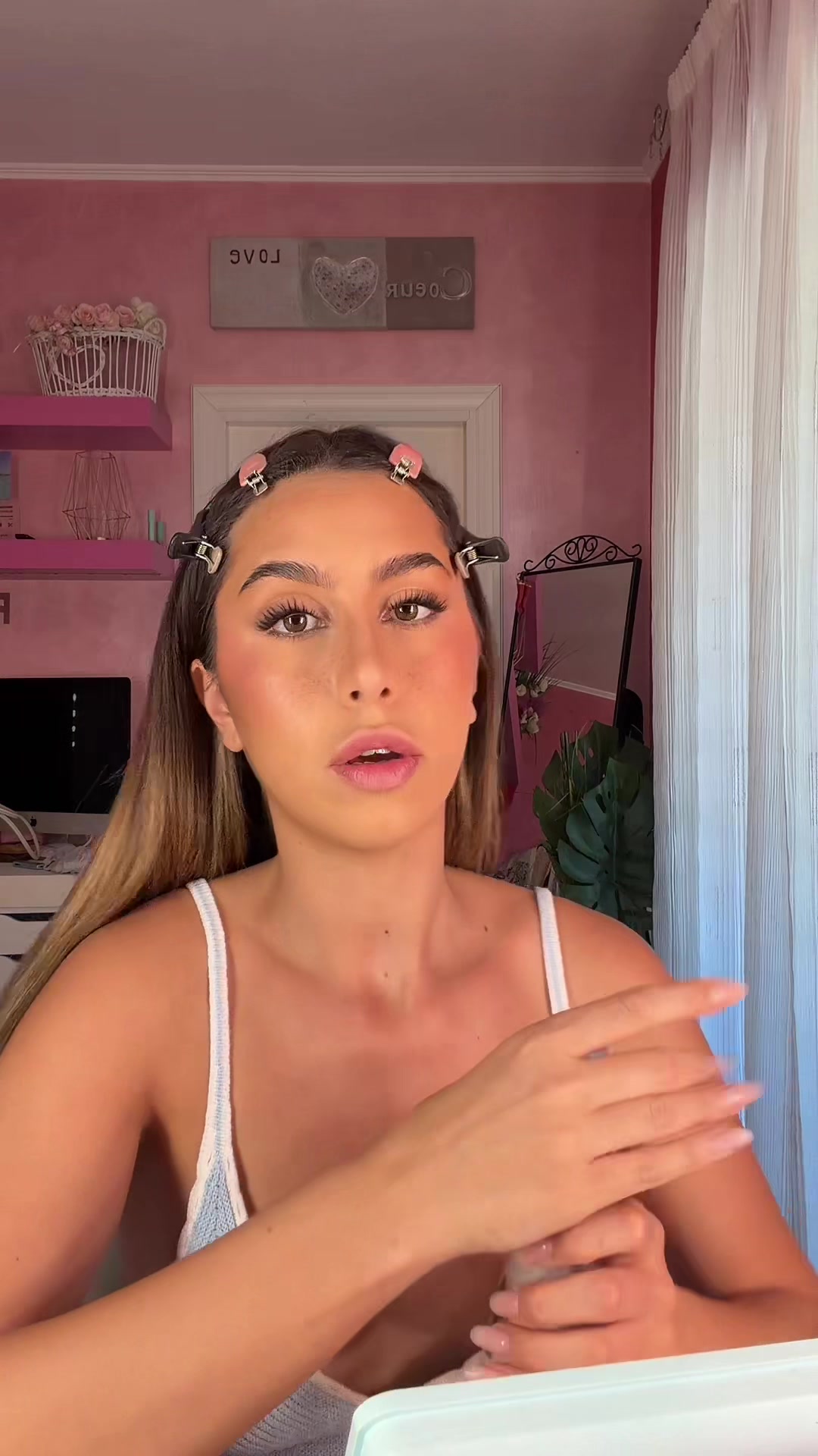 TikTok post by @federica.scagnetti for NABLA Cosmetics. Caption reads: [...] belle le cupid’s arrow Micro di @NABLA....