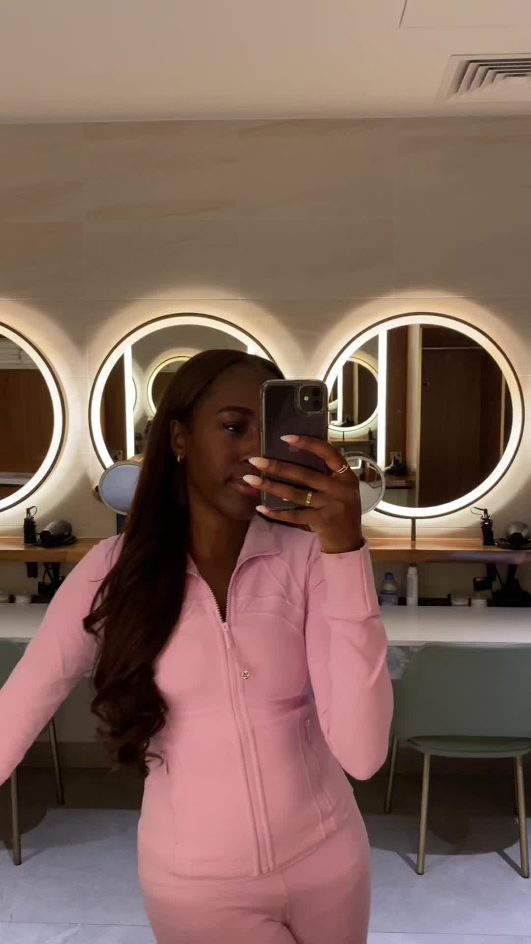 TikTok post by @bellehenriques for Novomins. Caption reads: [...] gummies a girl could ask for 🎀💖 #ad....