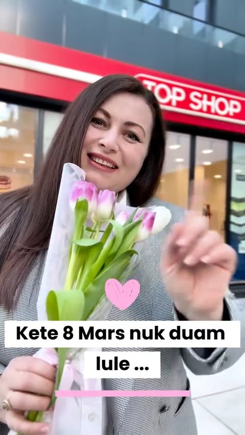 Instagram post by @eridaskitchen for Topshop. Caption reads: [...] lule! Porrr nje robot pastrimi Rovus....