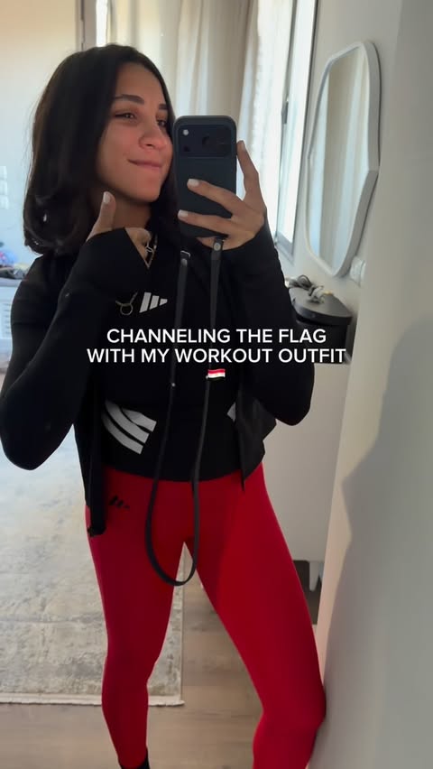 Instagram post by @salmaghazzawi for Rexona. Caption reads: Match Day VLog 🇪🇬

#التشجيع_حركة 
#شجع_بثقة.