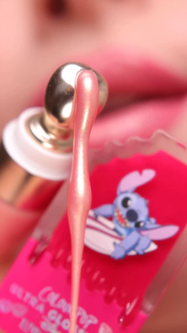 Instagram post by @eveemax for Doll Beauty. Caption reads: [...] colour! Shame I can’t find that....