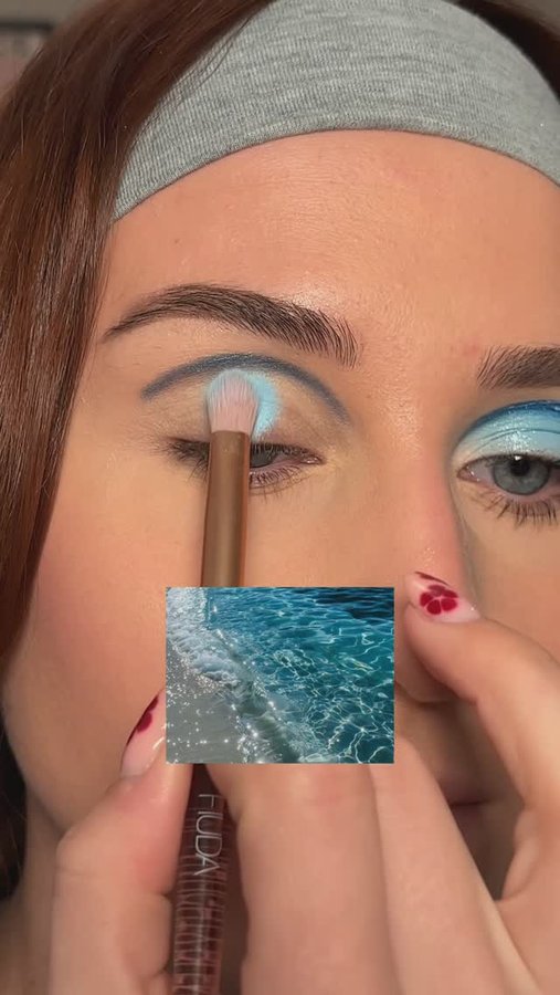 Instagram post by @chloeandcosmetics for About-face Beauty. Caption reads: [...] sickly sweet palette*giftad
@aboutfacebeauty....