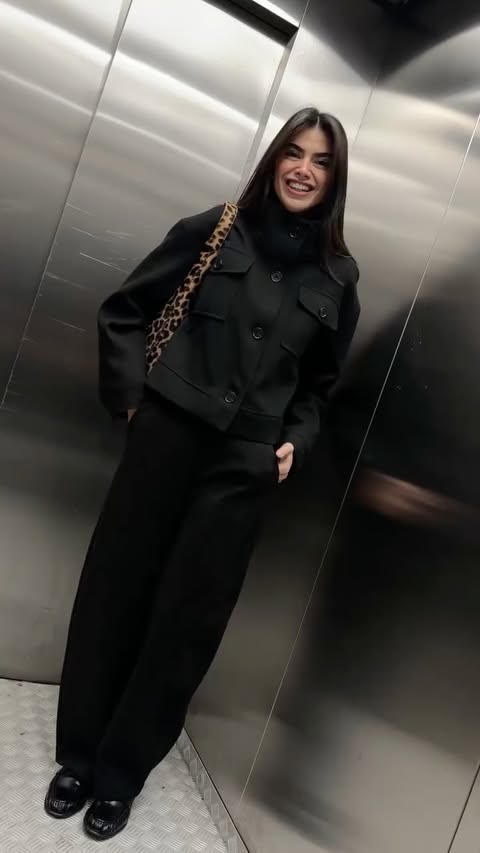 Instagram post by @selennergiz for SUUD COLLECTION. Caption reads: [...] outfit🤎 #fyp #ootd #reklam Jacket....