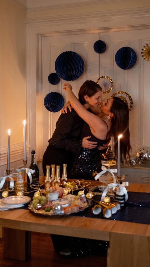 Instagram post by @ladyandthegentlewoman for Paper Source. Caption reads: Living room is ready for a little pre-NYE NYE....