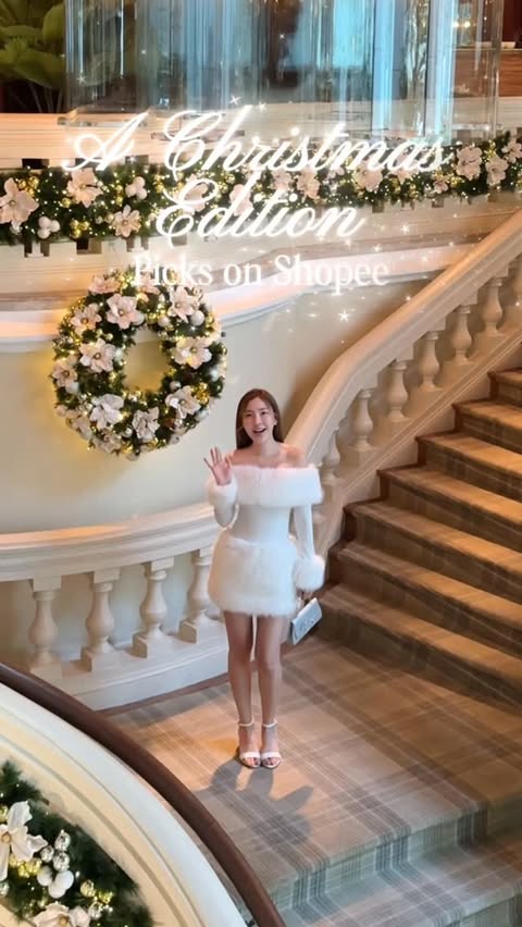 Instagram post by @jamsaiim for Shopee. Caption reads: Christmas is coming 🎄🤍#shopeefashionth.